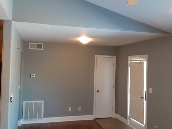 2nd image of 601 Charlotte Dr