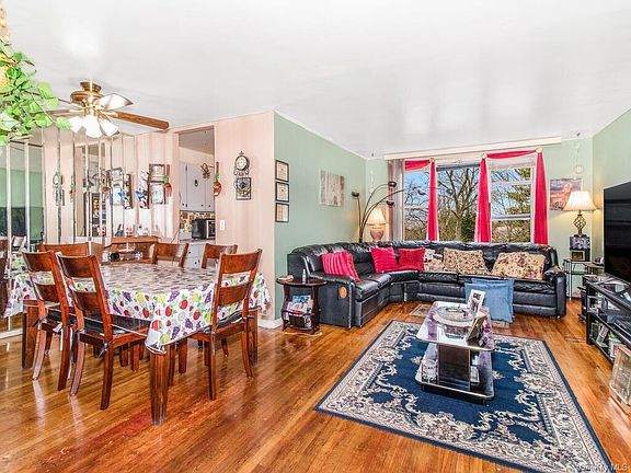 4th image of 300 N Broadway APT 4C