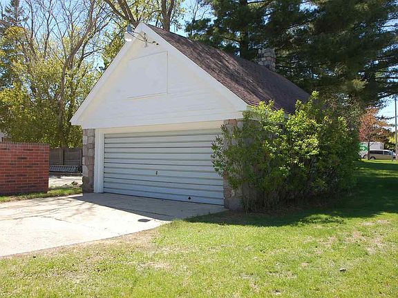 3rd image of 123 S 5th St