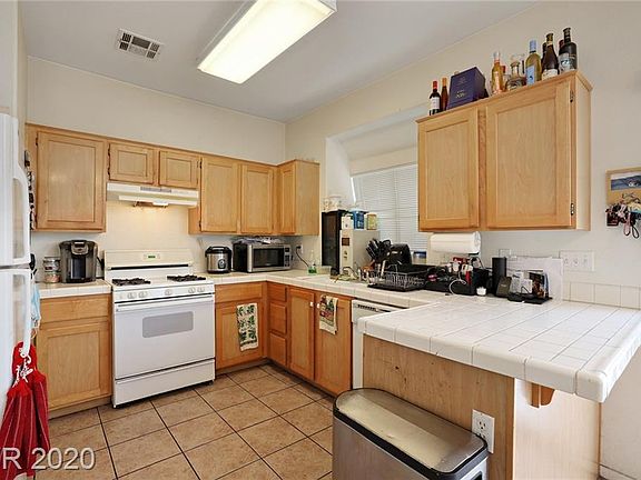 4th image of 6652 Whistling Swan Way