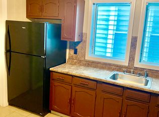 20 Park Ln, Hamilton, NJ 08609
