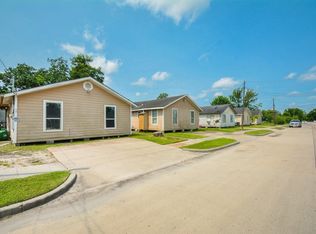 6010 Collingsworth St APT 2, Houston, TX 77026