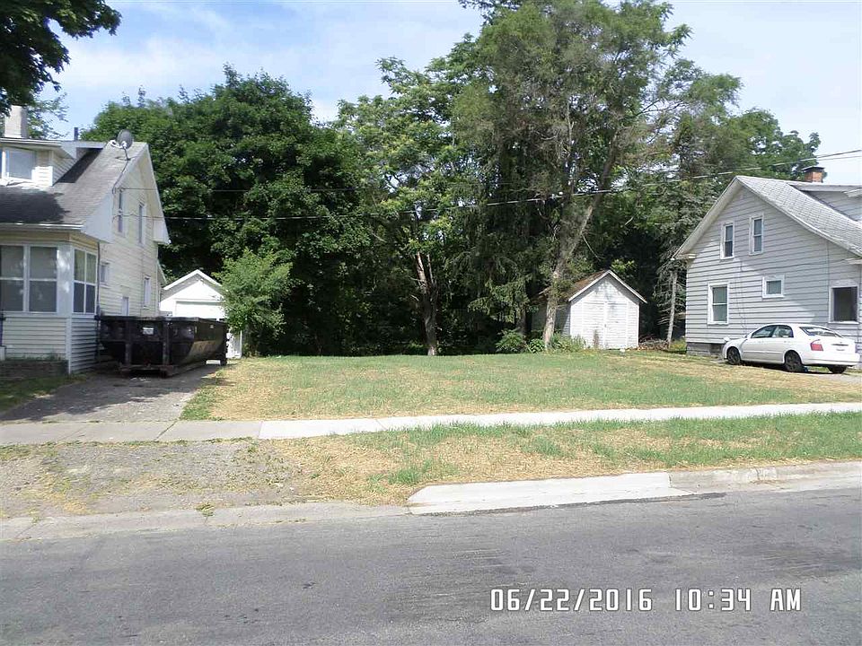 2nd image of 2016 S Jackson St