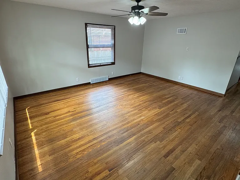 5434 Normal Blvd — Photo 12