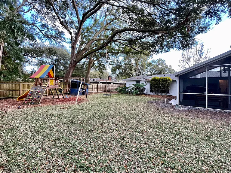 4019 W Leona St — Photo 18