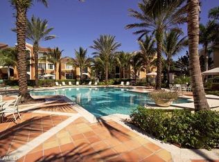 1235 Reserve Way APT 305, Naples, FL 34105