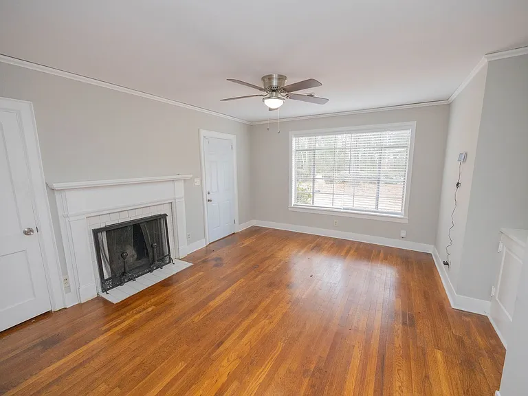 2058 Woodley Rd — Photo 5