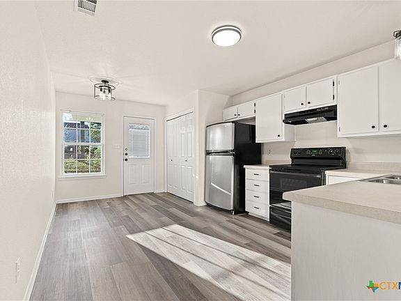 3rd image of 3603 Westwood Dr #A-b
