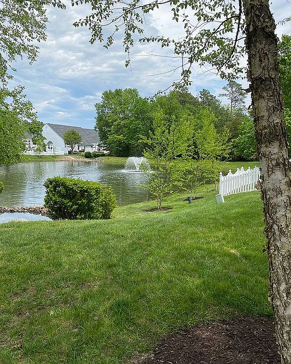 2nd image of 5910 Chapel Lawn Ter