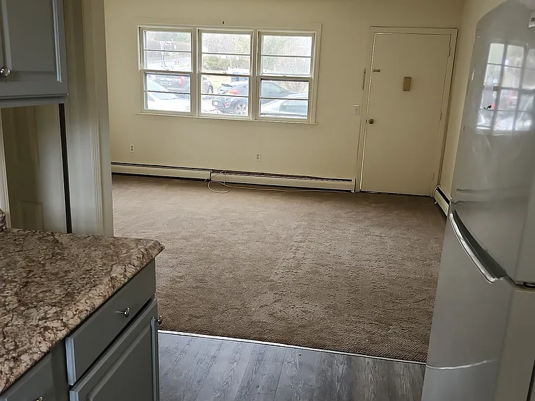 33 Woodbury Ave #2 — Photo 7