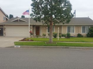 1542 E 20th St, Santa Ana, CA 92705