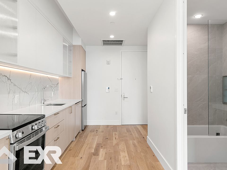 1st image of 69 Adams St #19O