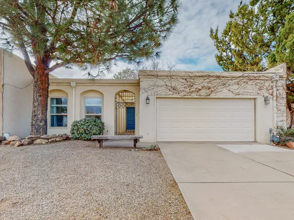 6005 Quemado Dr NE, Albuquerque, NM 87109