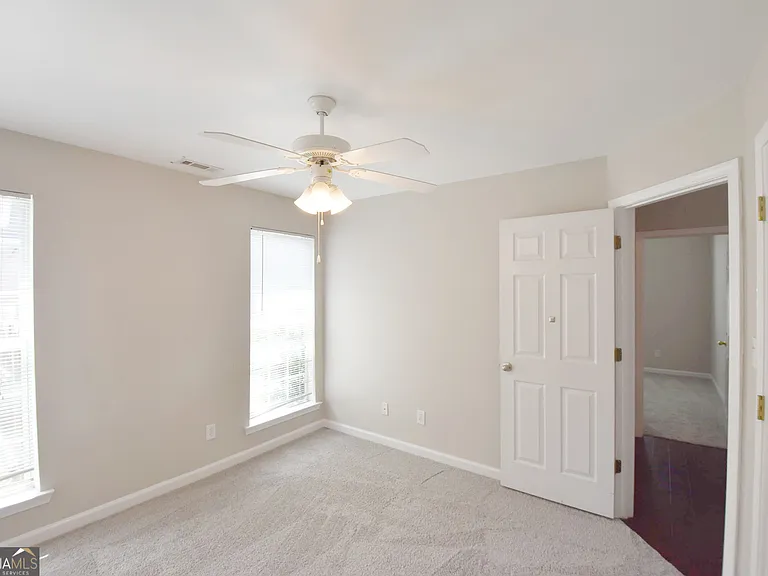 208 Turnbridge Cir — Photo 13