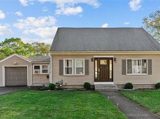 79 Welfare Ave, Warwick, RI 02888