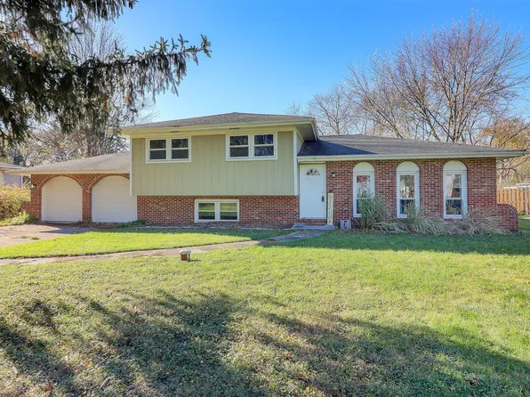 4N250 Locust Ave, West Chicago, IL 60185