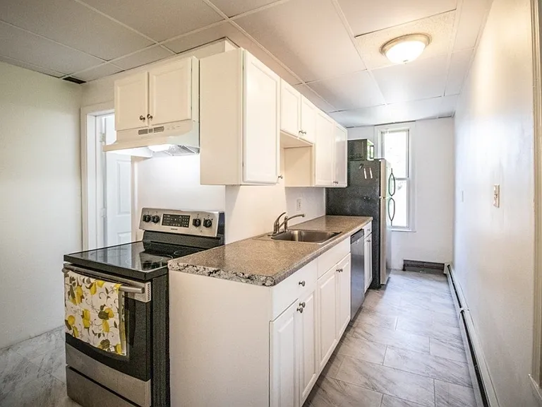 91 Elm St #3 — Photo 4