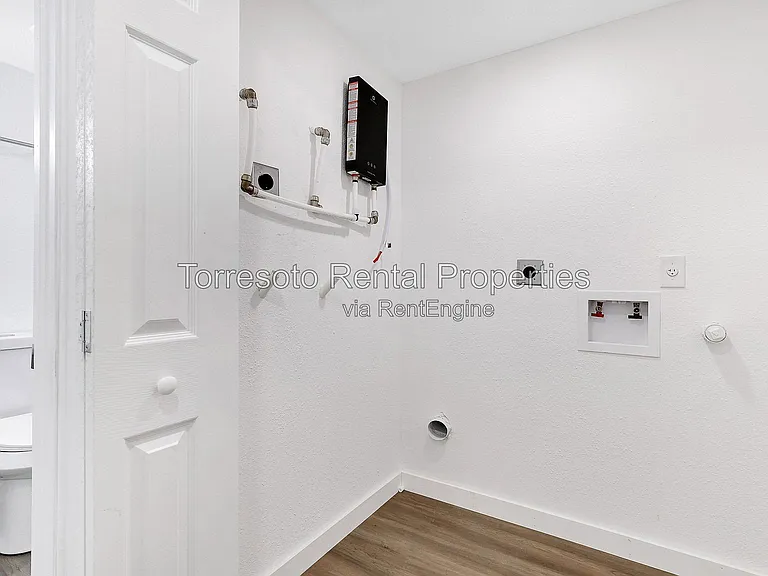 2326 Cincinnati Ave #D — Photo 12