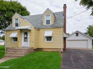 17602 Clark St, Union, IL 60180