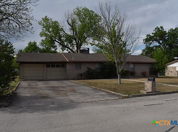 3rd image of 1452 Marigold Dr