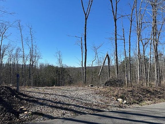 2nd image of Na Vine Ridge Rd