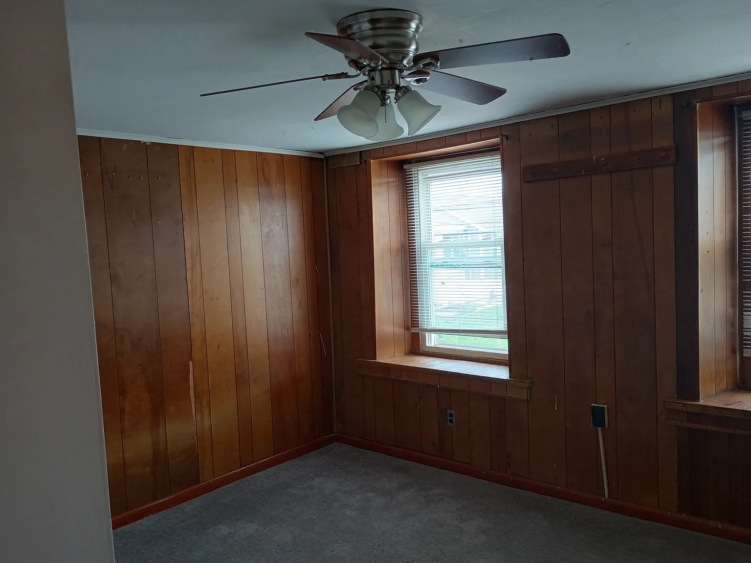 4 bed, 1281 sqft, $2,450 — Photo 3