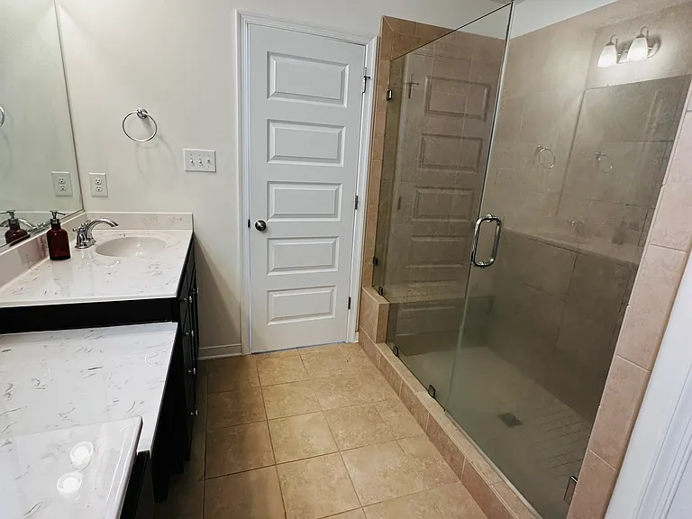 5604 Benoni Ct — Photo 32