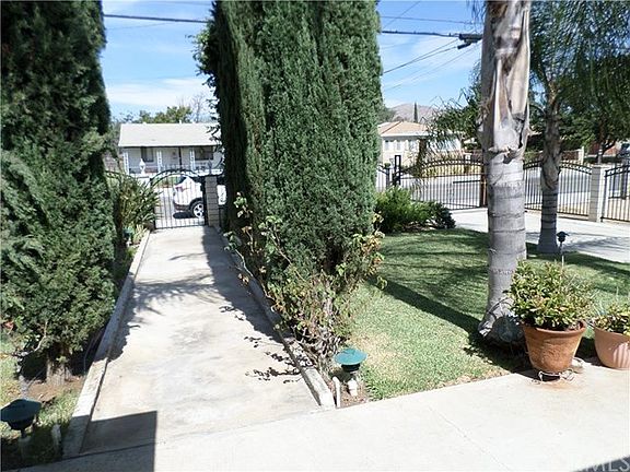 5th image of 24341 Myers Ave