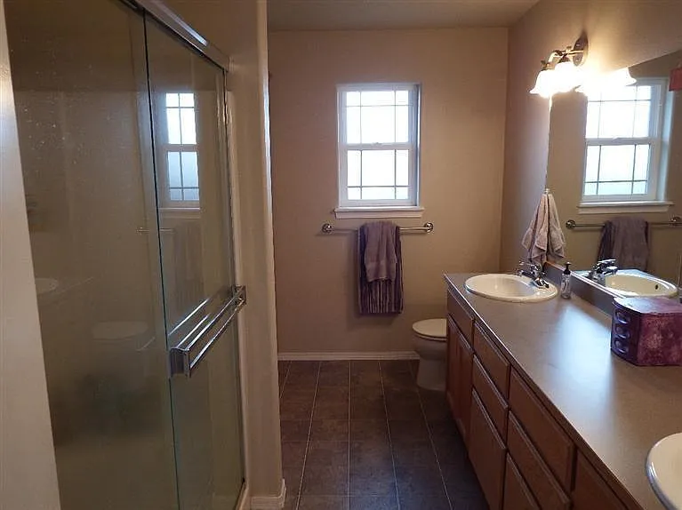 1672 SW Waterstone Dr — Photo 7