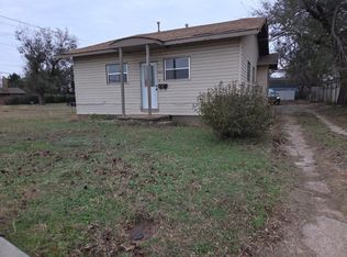 1313 Fir St, Perry, OK 73077
