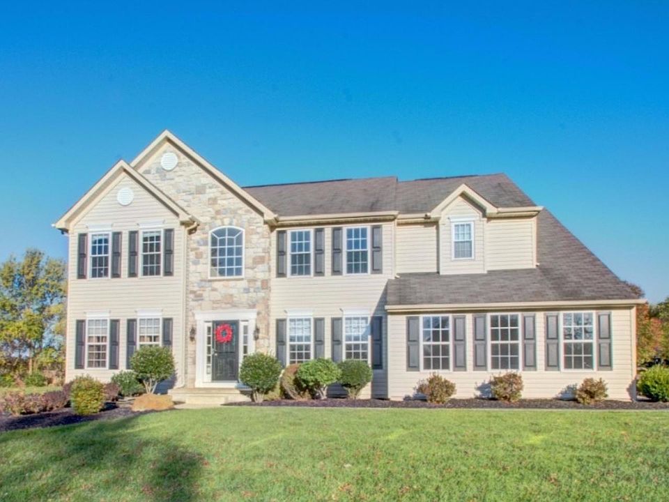 1st image of 62 Chancellorsville Cir