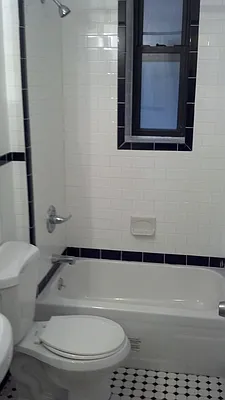 Rented by Green Line Realty | media 7