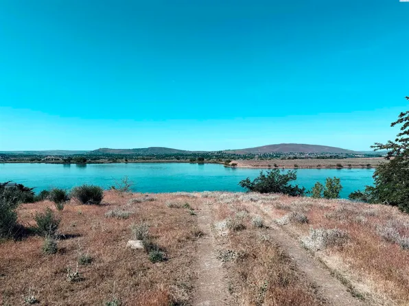 100 Nka Rd, Pasco, WA 99301