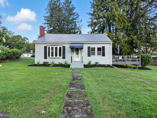 306 S Moshannon Ave, Snow Shoe, PA 16874