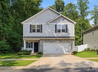 4005 Ruth Creek Ct, Charlotte, NC 28216