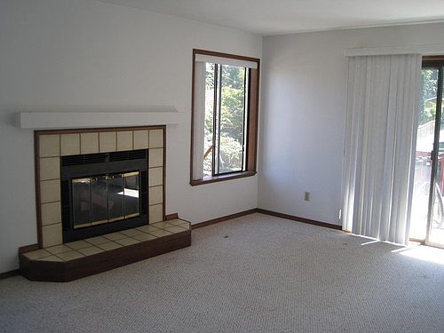 5th image of 9800 Roosevelt Way NE #24
