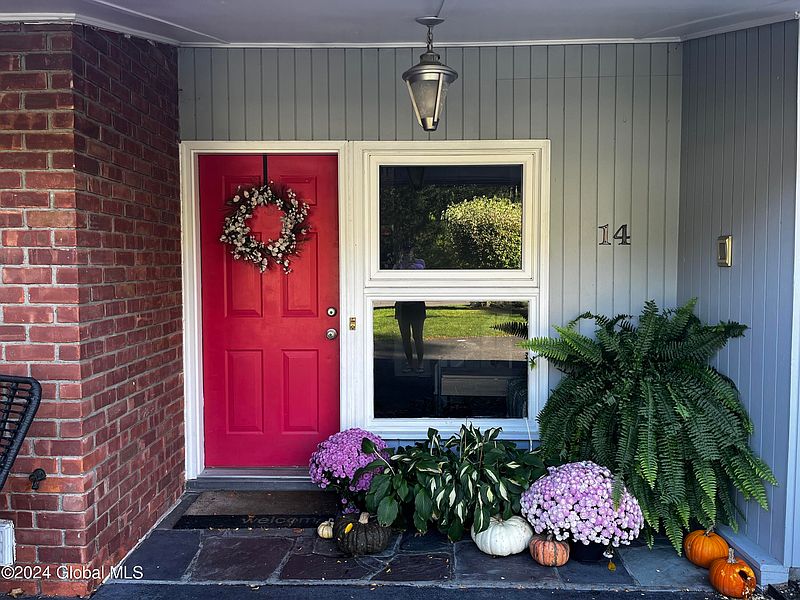 3rd image of 14 Werner Avenue