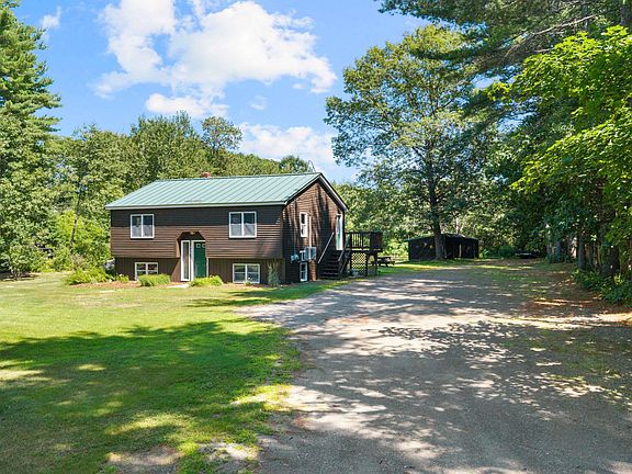 3rd image of 548 Windsor Road