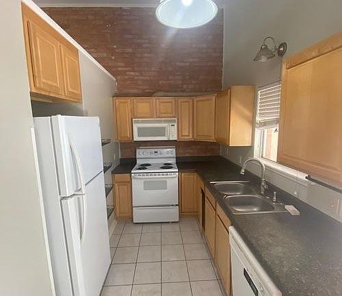 2nd image of 3216 Urban Crest Dr