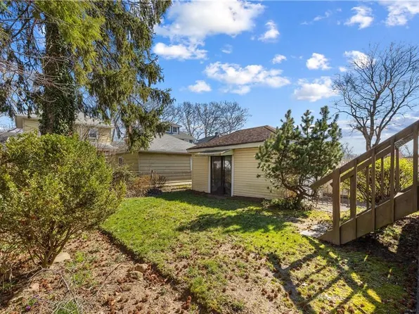 107 Jacques Ave, Staten Island, NY 10306