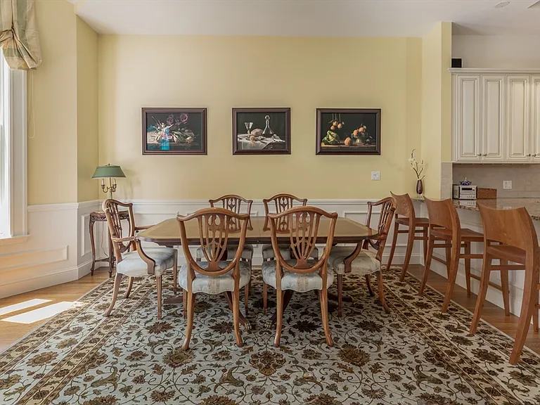 212 Beacon St #2 — Photo 8