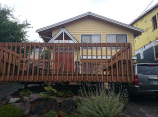 6740 Palatine Ave N, Seattle, WA 98103