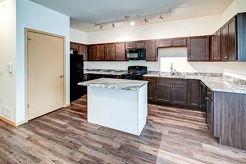2128 Luann Ln Photo 1