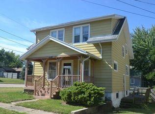 123 Van Buren Ave, Dixon, IL 61021