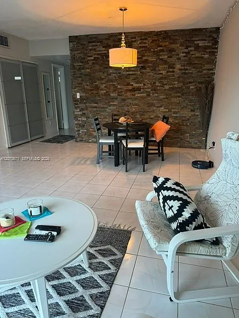 Crystal Cove Inc Condo — Photo 4