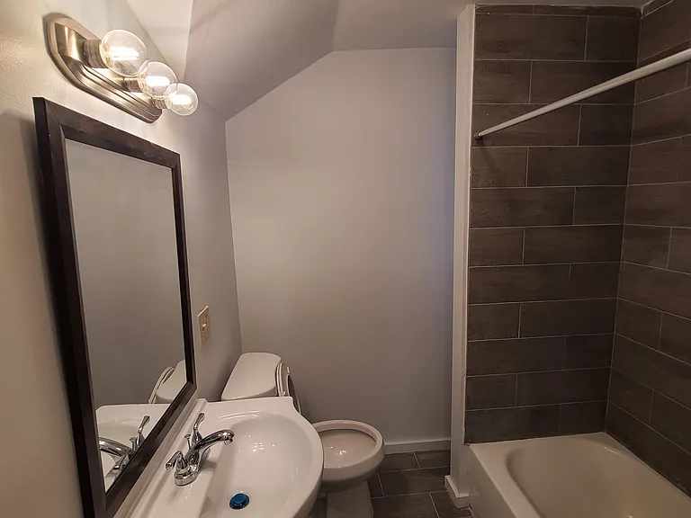 426 George St #3 — Photo 12