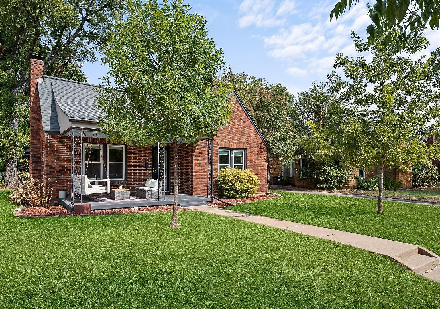 Comfort and Convenience in This Fort Worth Home — Photo 2