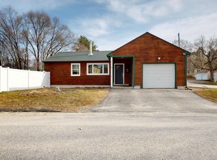 30 Hazelhurst St, Auburn, ME 04210