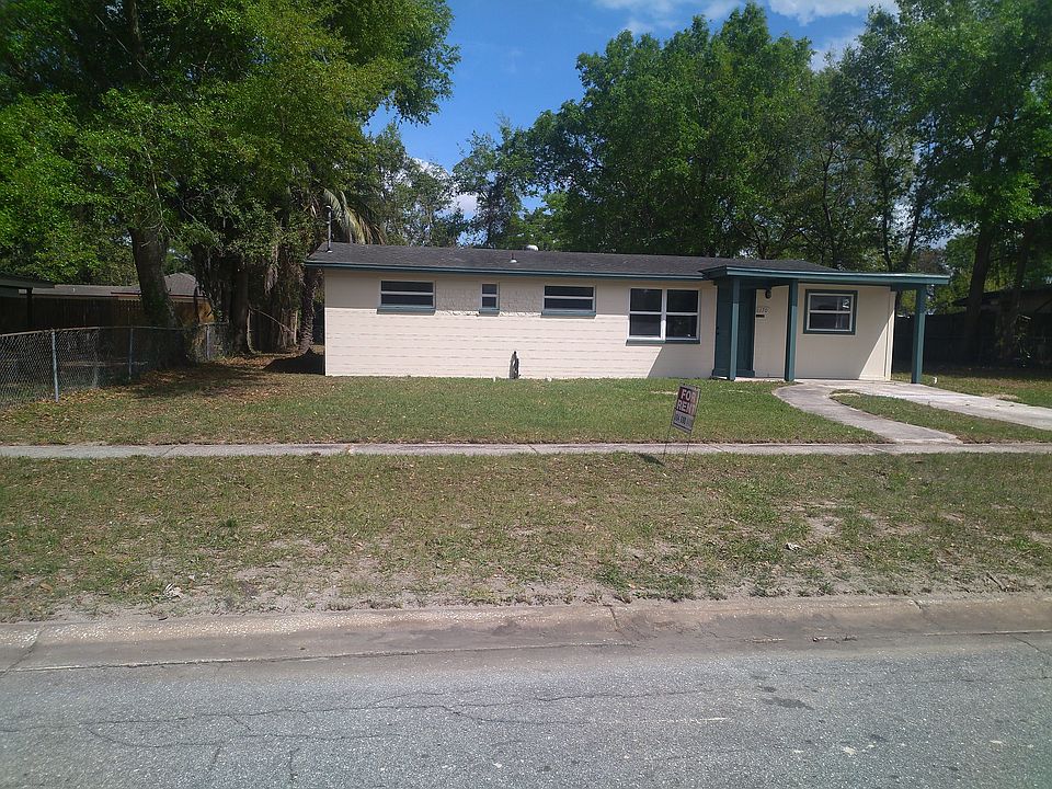 2nd image of 170 Lyra St