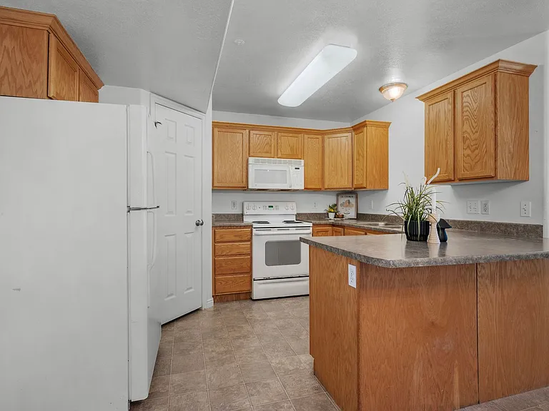 3531 E Rock Creek Rd #C7 — Photo 9